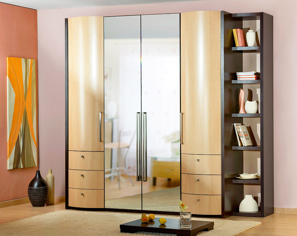 Купить распашной шкаф для одежды, узнать цену на шкаф с распашными ...